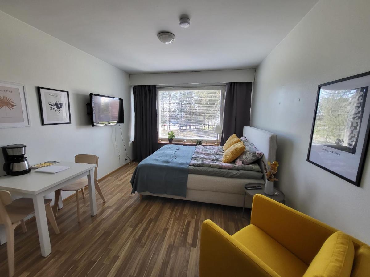 רובניימי Central Studio - Easy Check-In, Free Parking & Wifi מראה חיצוני תמונה