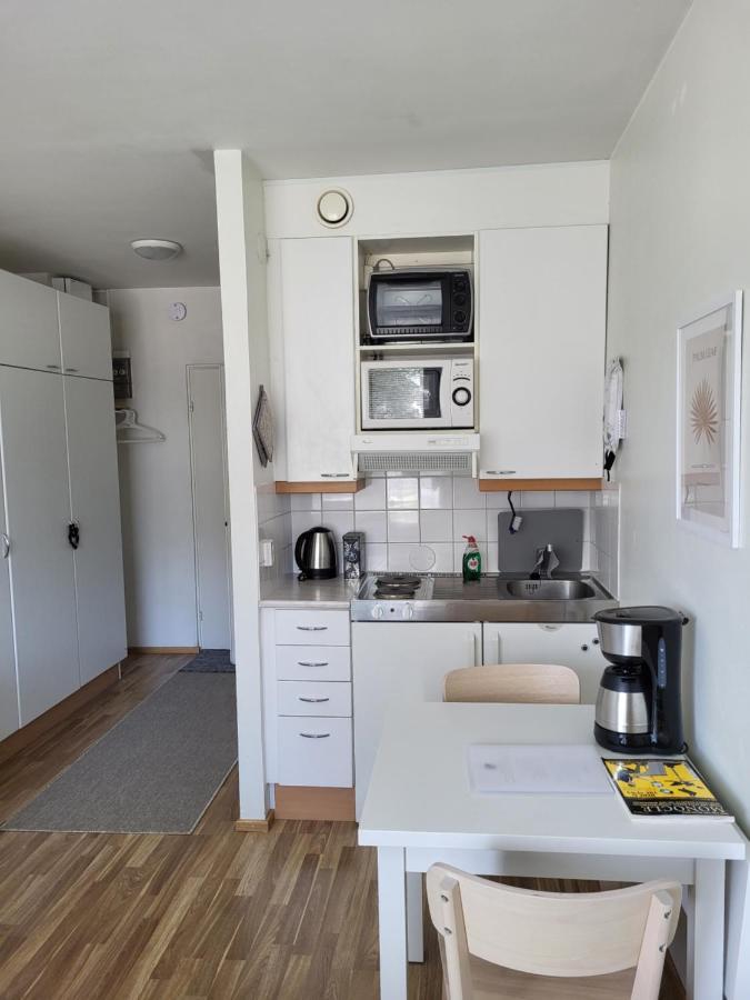רובניימי Central Studio - Easy Check-In, Free Parking & Wifi מראה חיצוני תמונה